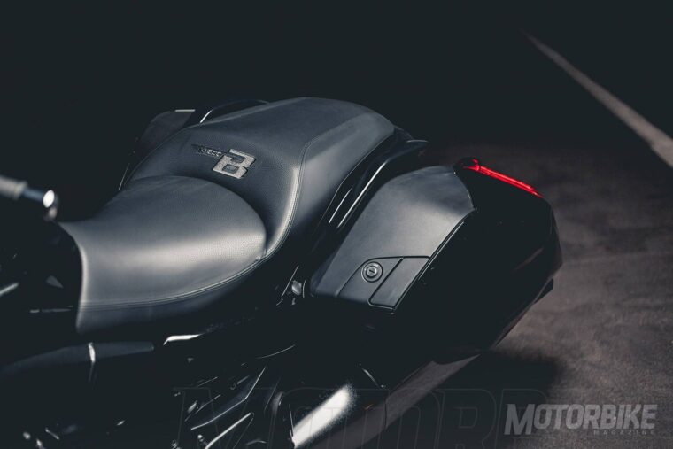 BMW-K-1600-B-Bagger-30