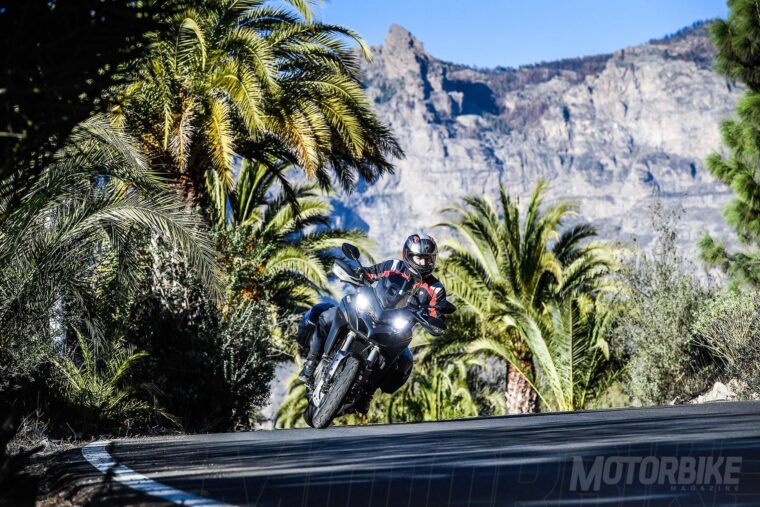 Ducati-Multistrada-1260-S-2020-16