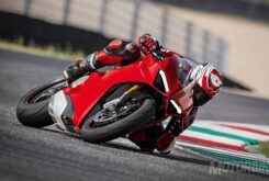 Ducati Panigale V4 S 2018 22