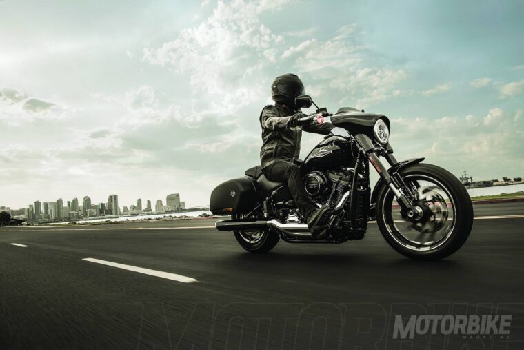 Harley-Davidson-Sport-Glide-2018-07