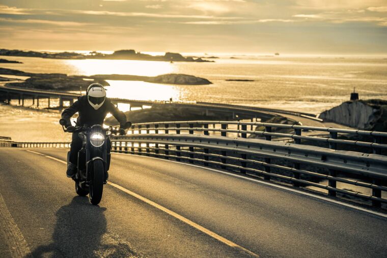 Husqvarna-Vitpilen-701-2018-18