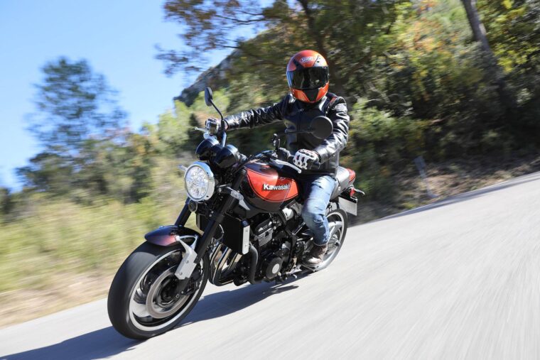 Kawasaki-Z900RS-2018-61