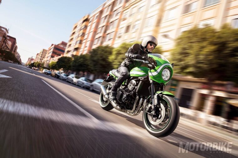 Kawasaki Z900RS Cafe 2018 Fotos accion 21