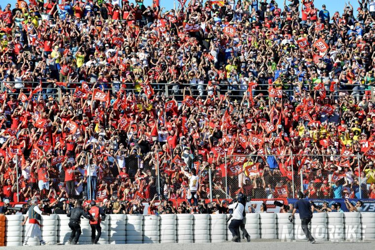 Pack-Aficion-MotoGP-2018-Jerez-Valencia_01