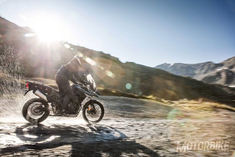 Triumph-Tiger-800-XCA-2018-Fotos-Accion-4