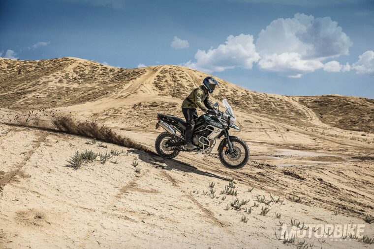 Triumph-Tiger-800-XCA-2018-Fotos-Accion-7