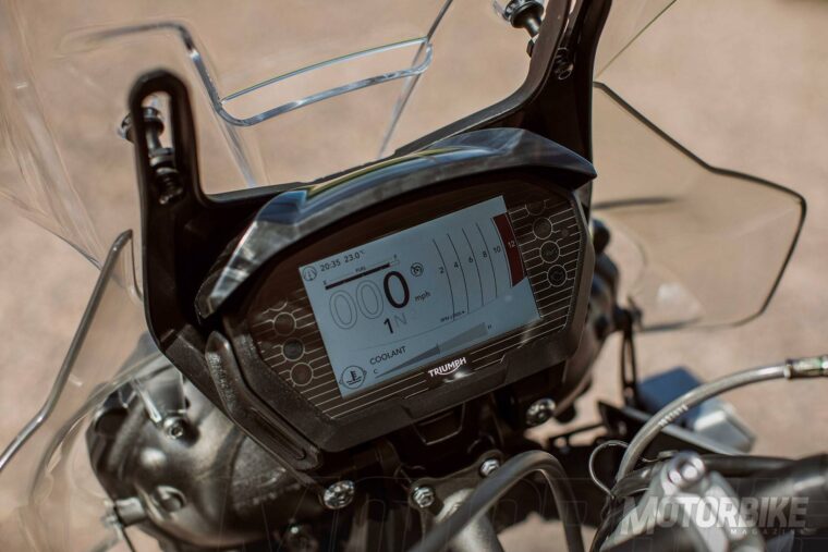 Triumph-Tiger-800-XCA-2018-Fotos-detalle-20