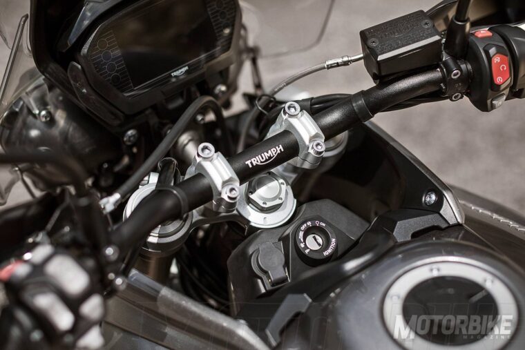 Triumph-Tiger-800-XRT-2018-Fotos-Detalle-5