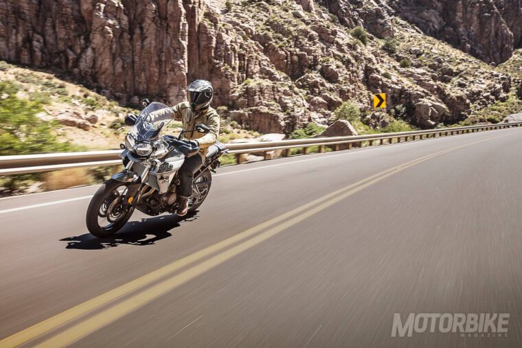 Triumph-Tiger-800-XRT-2018-Fotos-accion-4