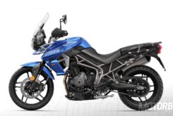 Triumph Tiger 800 XRX 2018 Color Azul 3