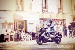 Honda PCX 125 2018 y sus rivales 17 Yamaha NMAX 125 2018 01