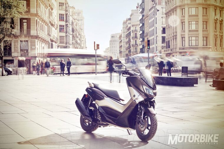 Honda PCX 125 2018 y sus rivales 14 Yamaha NMAX 125 2018 15