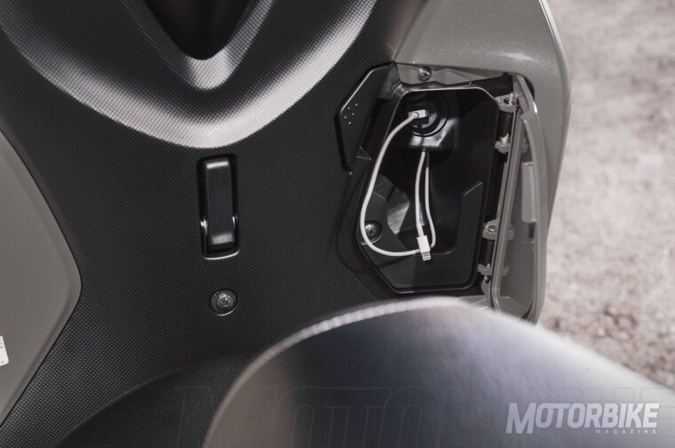 Yamaha-Tricity-125-2018-20