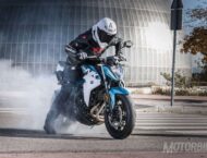 CFMoto 400NK prueba 08