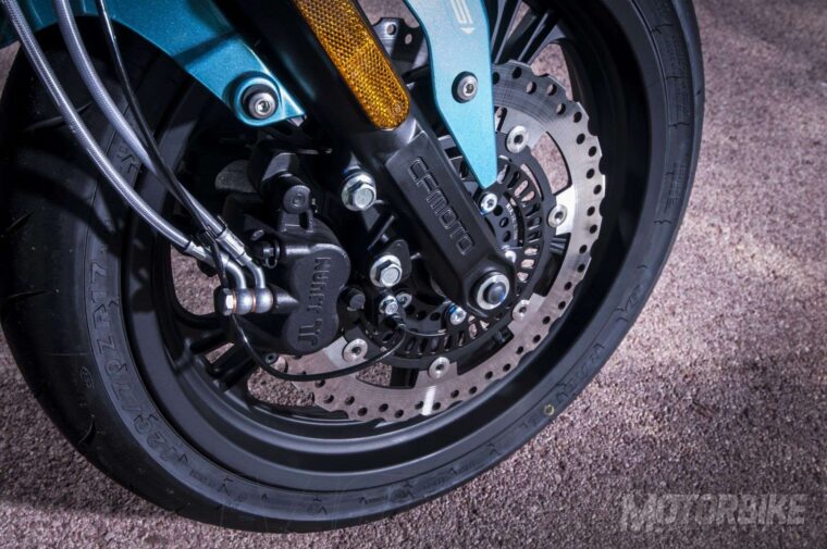 CFMoto-400NK-prueba-35