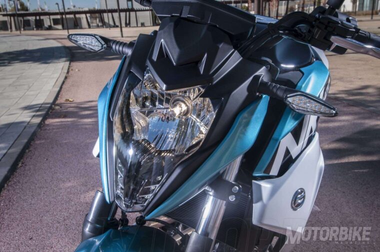 CFMoto 400NK prueba 36