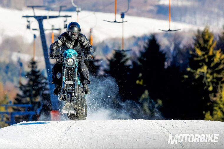 Harley-Davidson-Sportster-Roadster-de-nieve-Banka-Bystrica-02