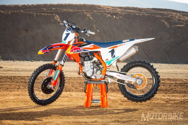 KTM-450-SX-F-Factory-Edition-2018-02