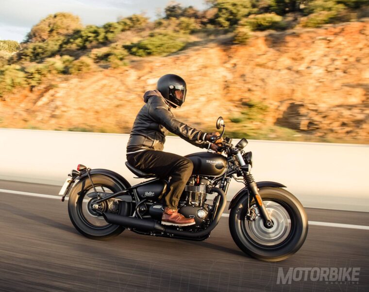 Triumph-Bobber-Black-2018-20