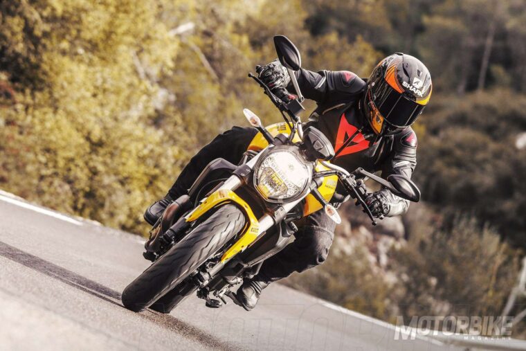 Ducati-Monster-821-2018-pruebaMBK-04