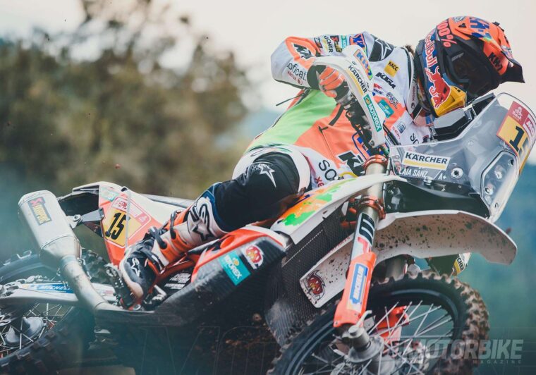 Laia-Sanz-entrenamiento-Dakar-2018-02