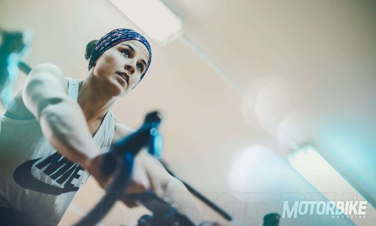 Laia Sanz entrenamiento Dakar 2018 03