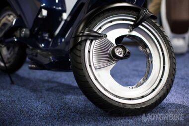 Ujet, un scooter eléctrico de sólo 45 kilos 3 Ujet scooter electrico 02