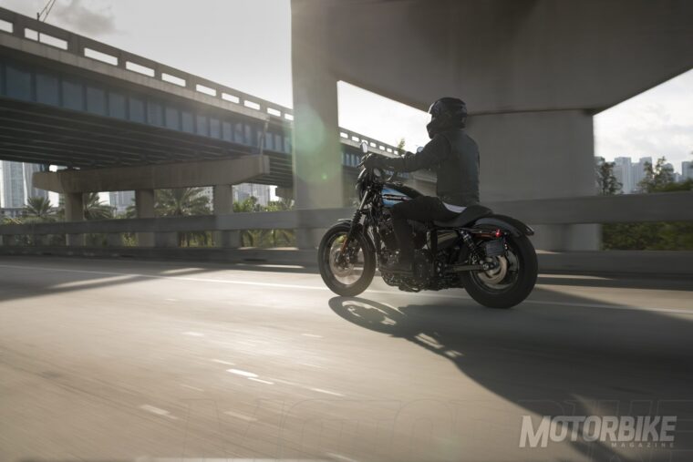 Harley-Davidson-Iron-1200-2018-16