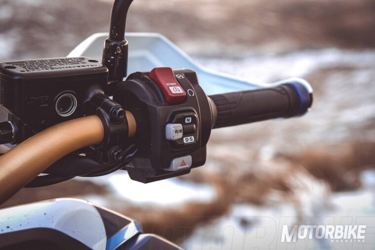 Honda-Africa-Twin-Adventure-Sports-2018-pruebaMBK-003