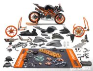 KTM RC 390 R 2018 2 KTM RC 390 R 2018 04