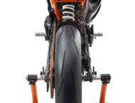 KTM RC 390 R 2018 6 KTM RC 390 R 2018 05
