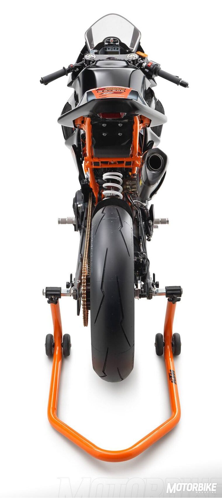KTM-RC-390-R-2018-05
