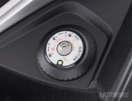 Kawasaki J300 2018 01