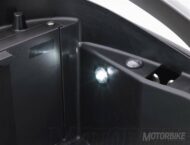 Kawasaki J300 2018 03