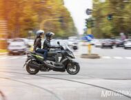 Kawasaki J300 2018 10