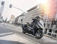 Kawasaki J300 2018 16