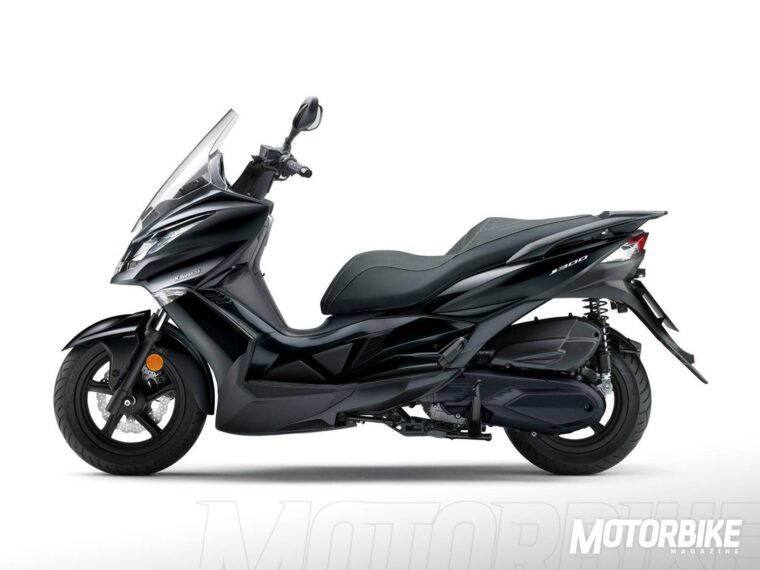 Kawasaki-J300-2018-27