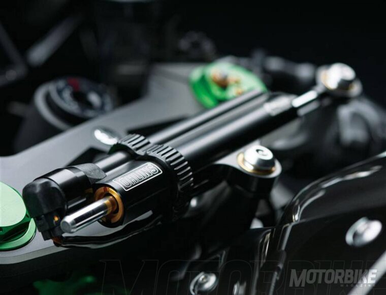 Kawasaki-Ninja-H2-2018-03