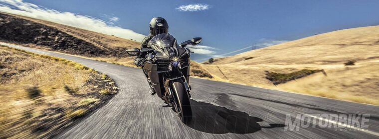 Kawasaki-Ninja-H2-Carbon-2018-01