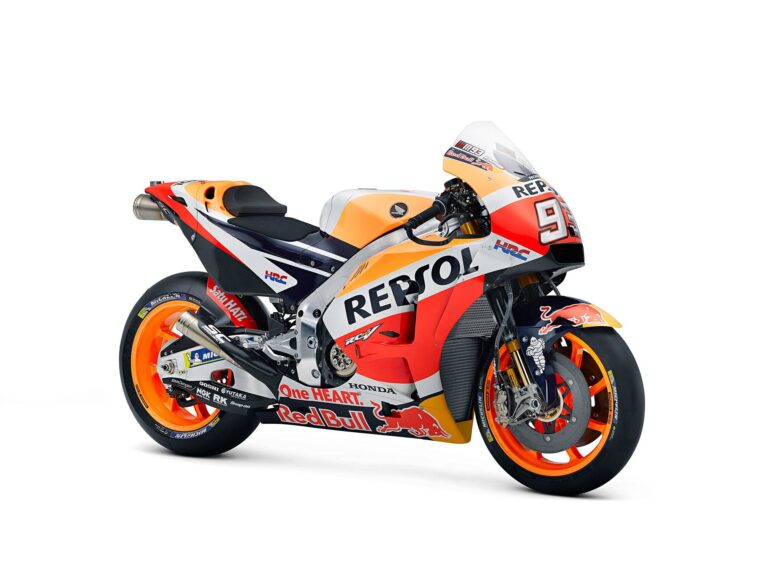Repsol-Honda-Team-MotoGP-2018-imagenes-20