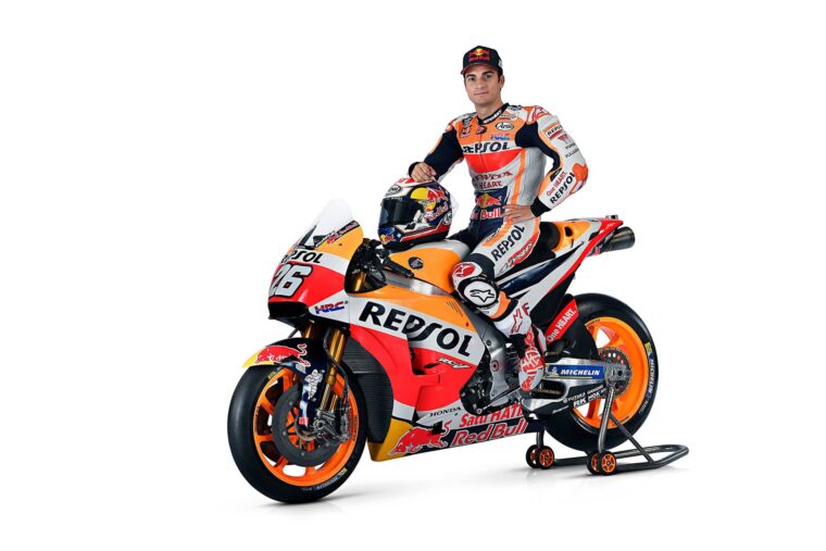 Repsol-Honda-Team-MotoGP-2018-imagenes-22