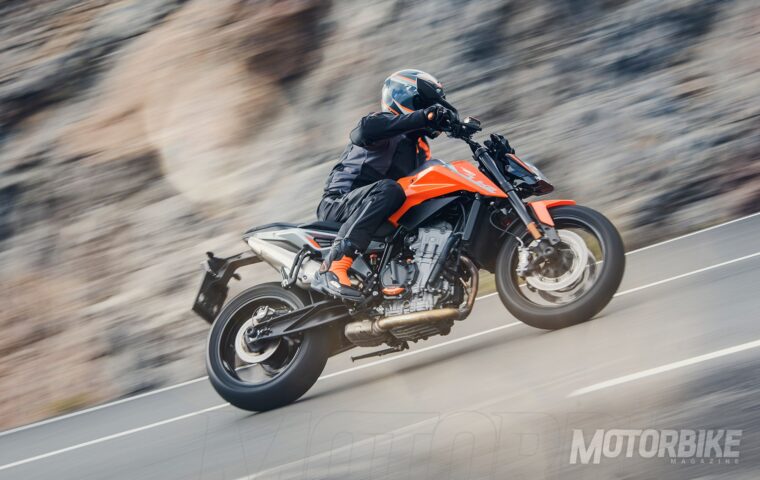 Fotos-accion-KTM-790-Duke-2018-4