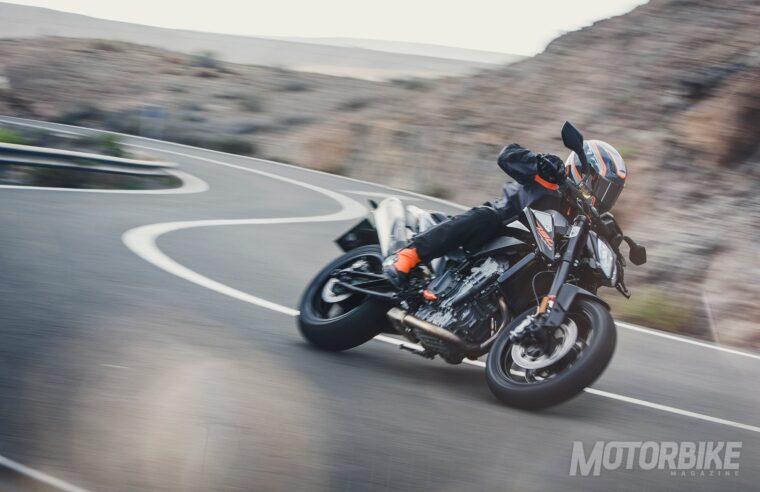 Fotos-accion-KTM-790-Duke-2018-8