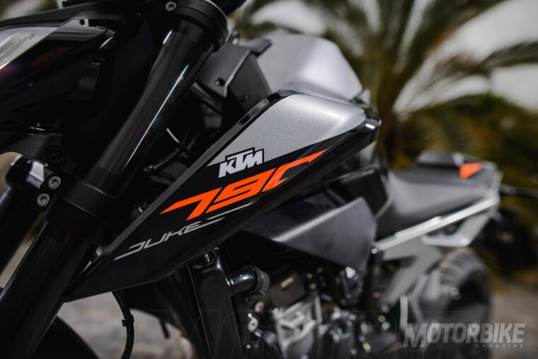 KTM-790-Duke-2018-Fotos-Estatics-2