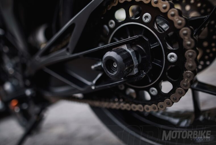 KTM-790-Duke-2018-Fotos-Estatics-8