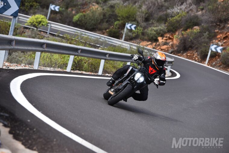 Prueba-KTM-790-Duke-2018-121