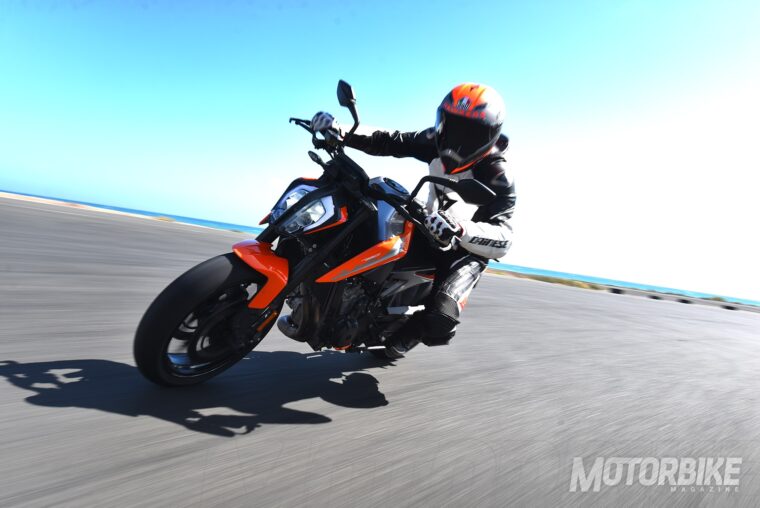 Prueba-KTM-790-Duke-2018-18