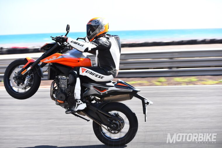 Prueba-KTM-790-Duke-2018-19