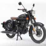 Royal Enfield Continental GT 535, con chaqueta de regalo 3 Royal Enfield Classic 500 Scalpers: Edición especial muy elegante