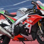 Aprilia RSV4 RF LE: La primera moto de calle con 'aletas'